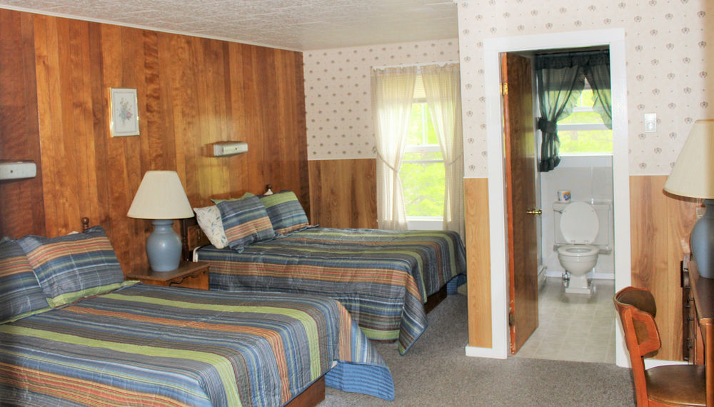 Motel 32 2*